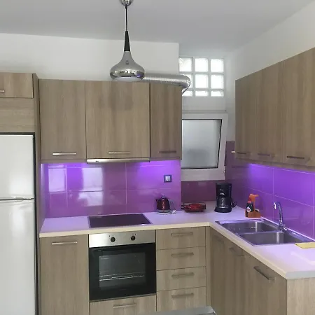 Pirinis Luxury Apartment Kirinthos